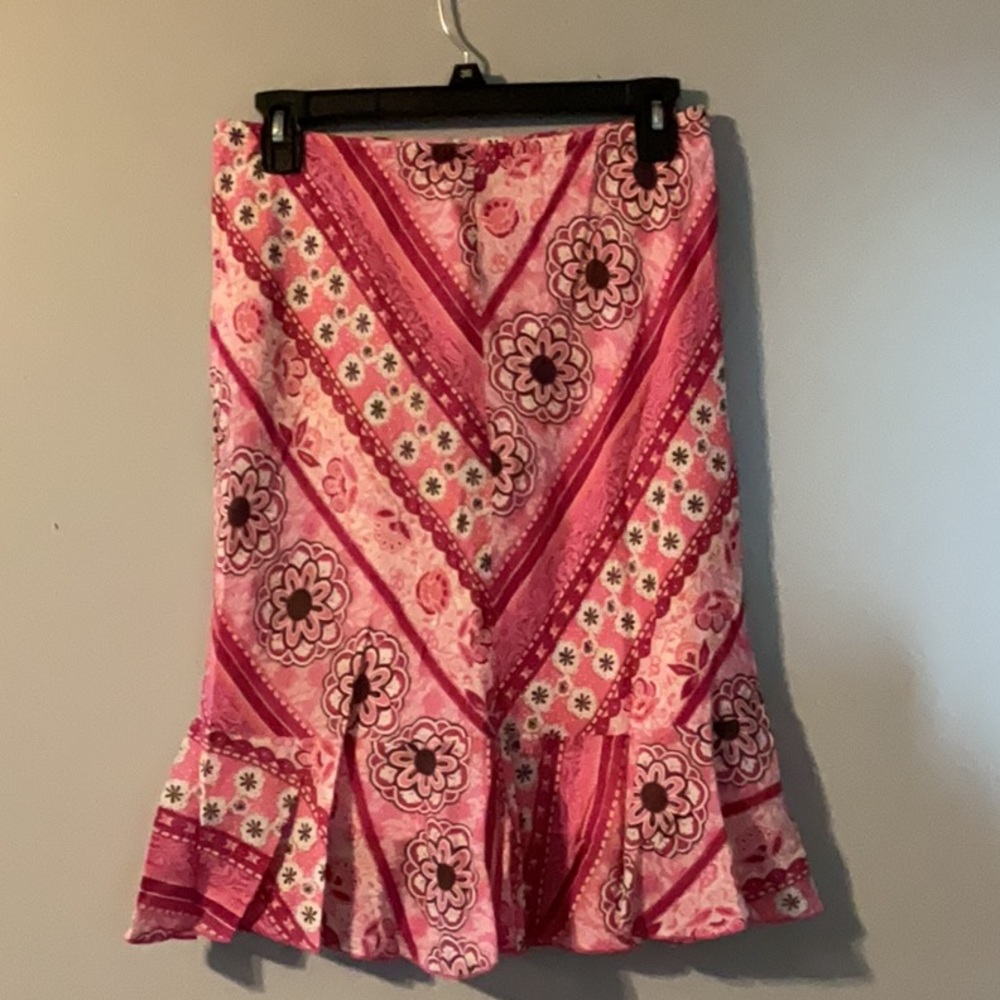 Byergirl Size XL Floral Pink Skirt